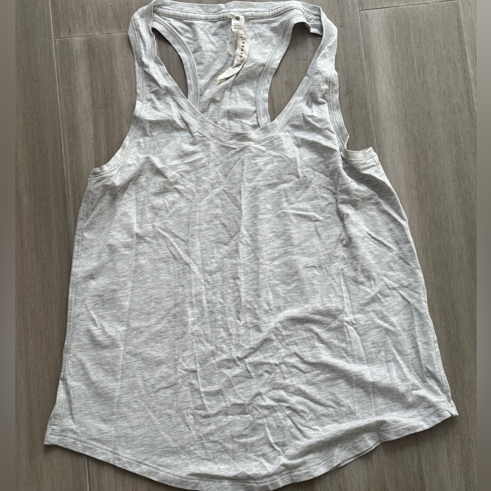 Lululemon love tank top size 6